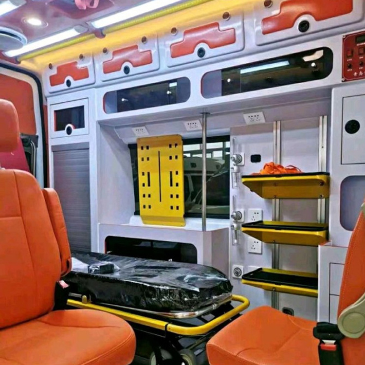 岳普湖长途救护车护送病人租赁价格